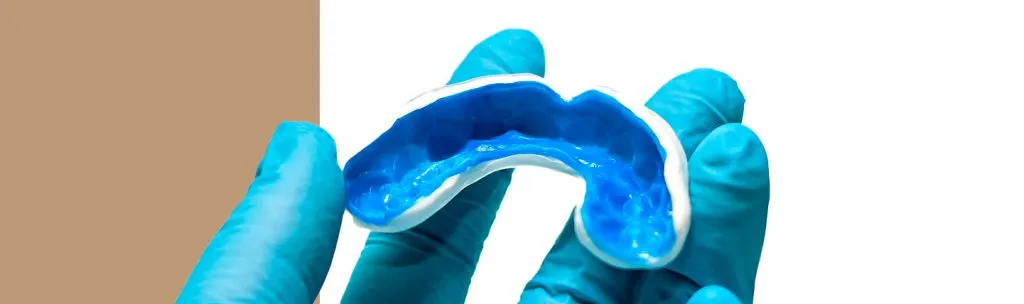 Kaynar Su ile Ağız Koruyucu Nasıl Şekillendirilir?