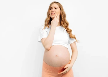 Is Gum Swelling Normal During Pregnancy? Why Does It Occur and How Can It Be Treated?