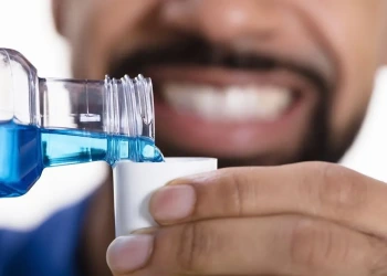 Ağız Gargarası Nedir? Ne İşe Yarar, Nasıl Kullanılır ve Çeşitleri